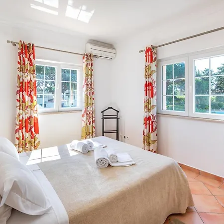 Gr 2 X Private Villas Private Pools - Up To 20 Guests *