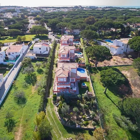 Gr 2 X Private Villas Private Pools - Up To 20 Guests *